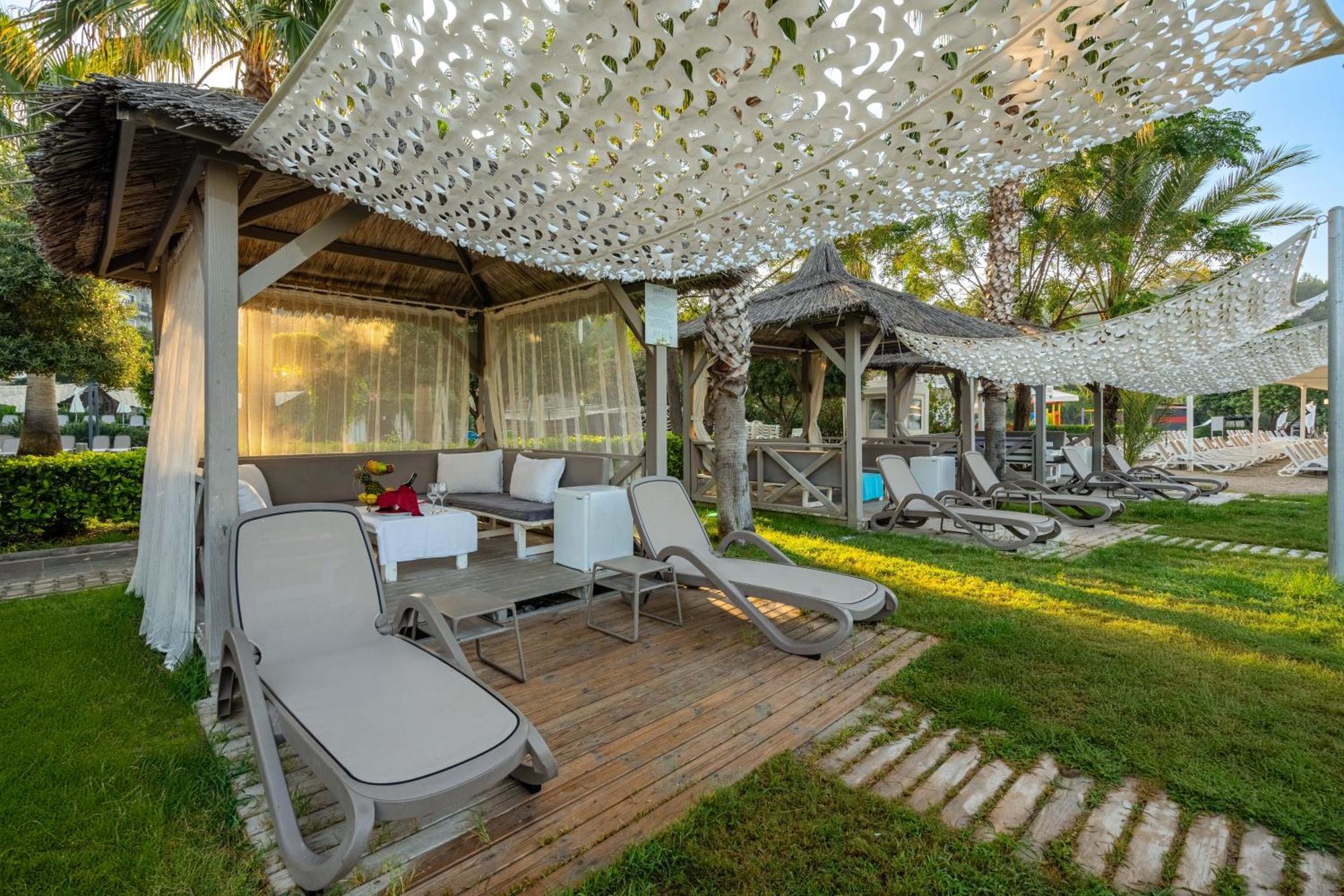Justiniano Theodora Resort Okurcalar Exterior photo